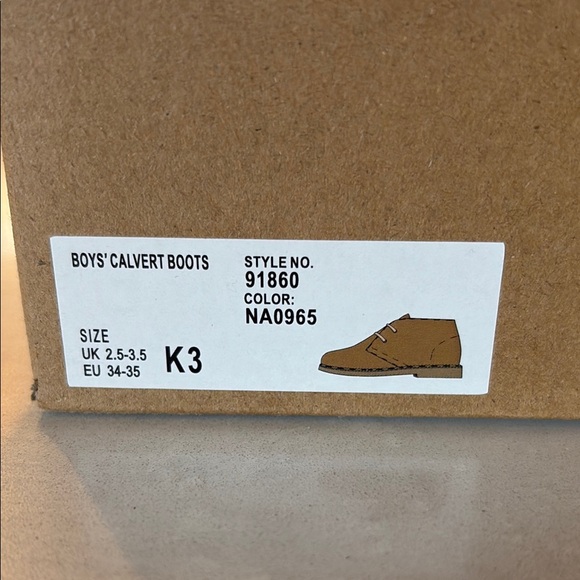 Clarks Men's Brown Suede Desert Boots - Picture 2 of 3